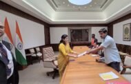 शेतकरी पठ्याने भरला उपराष्ट्रपती पदासाठी अर्ज.